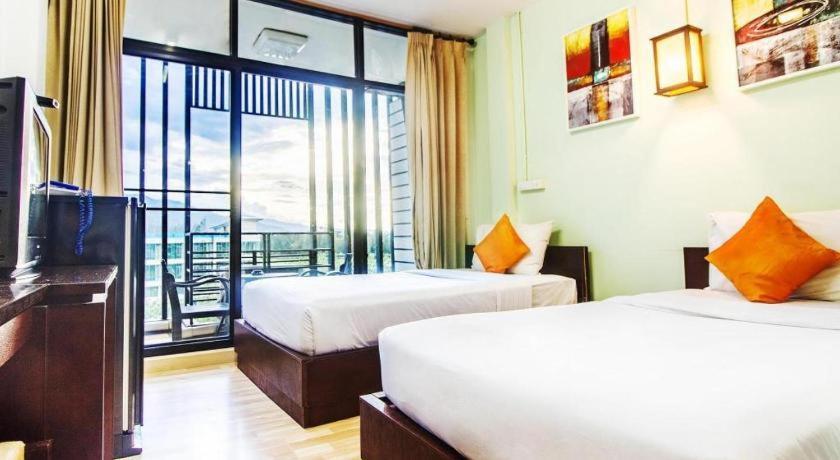 B2 Khamtieng Boutique & Budget Hotel Чиангмай Екстериор снимка