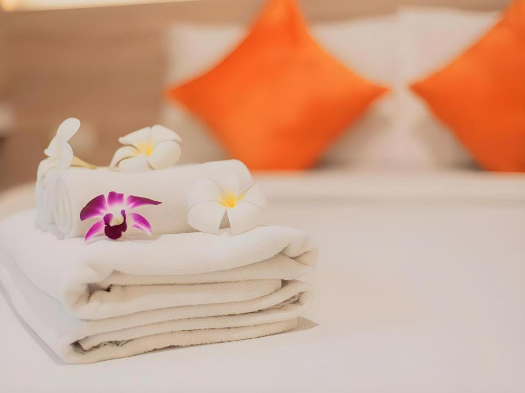 B2 Khamtieng Boutique & Budget Hotel Чиангмай Екстериор снимка
