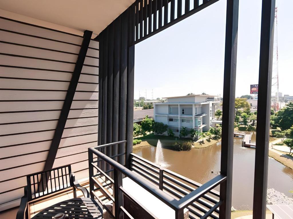 B2 Khamtieng Boutique & Budget Hotel Чиангмай Екстериор снимка